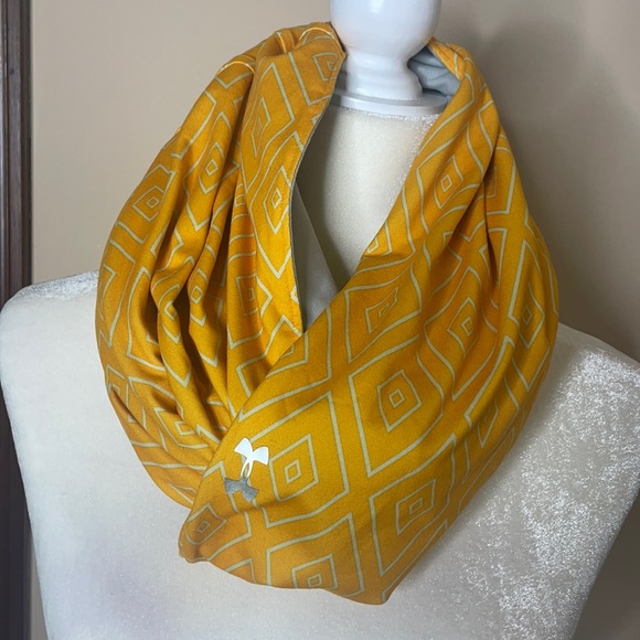 Under Armour Accessories - Under Armour Yellow Infinity Scarf OS